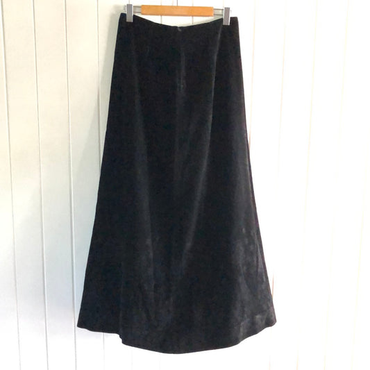 Ladies High waisted velvet skirt 12