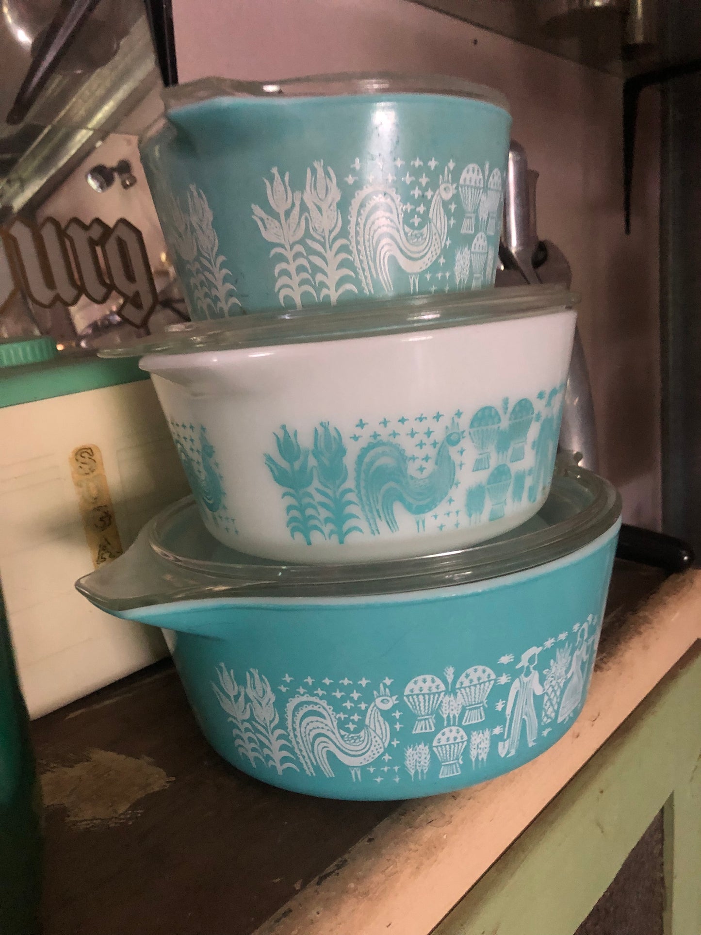 Pyrex kitchen folk