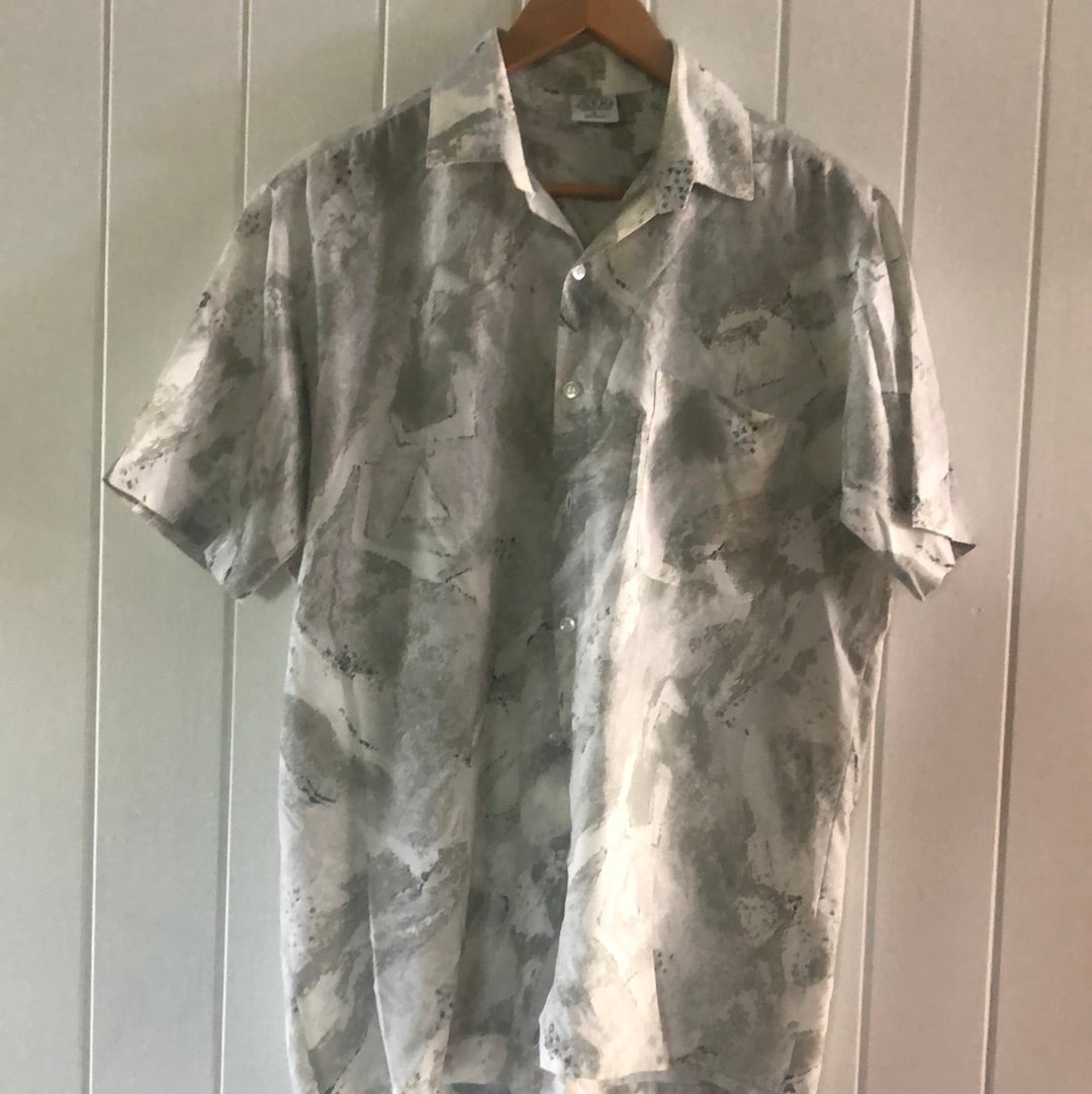 Men’s vintage 90’s party shirt L