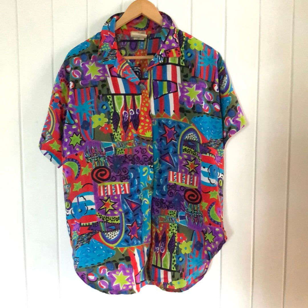 Ladies over sized 90’s shirt L
